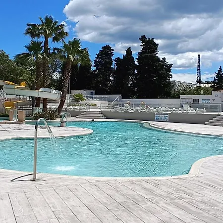 Mobil 6 Personnes Confort Ocean Climatise Avec Piscine