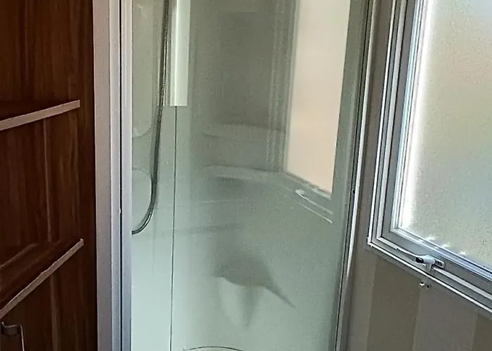 Mobil 6 Personnes Confort Ocean Climatise Avec Piscine キャンプ場